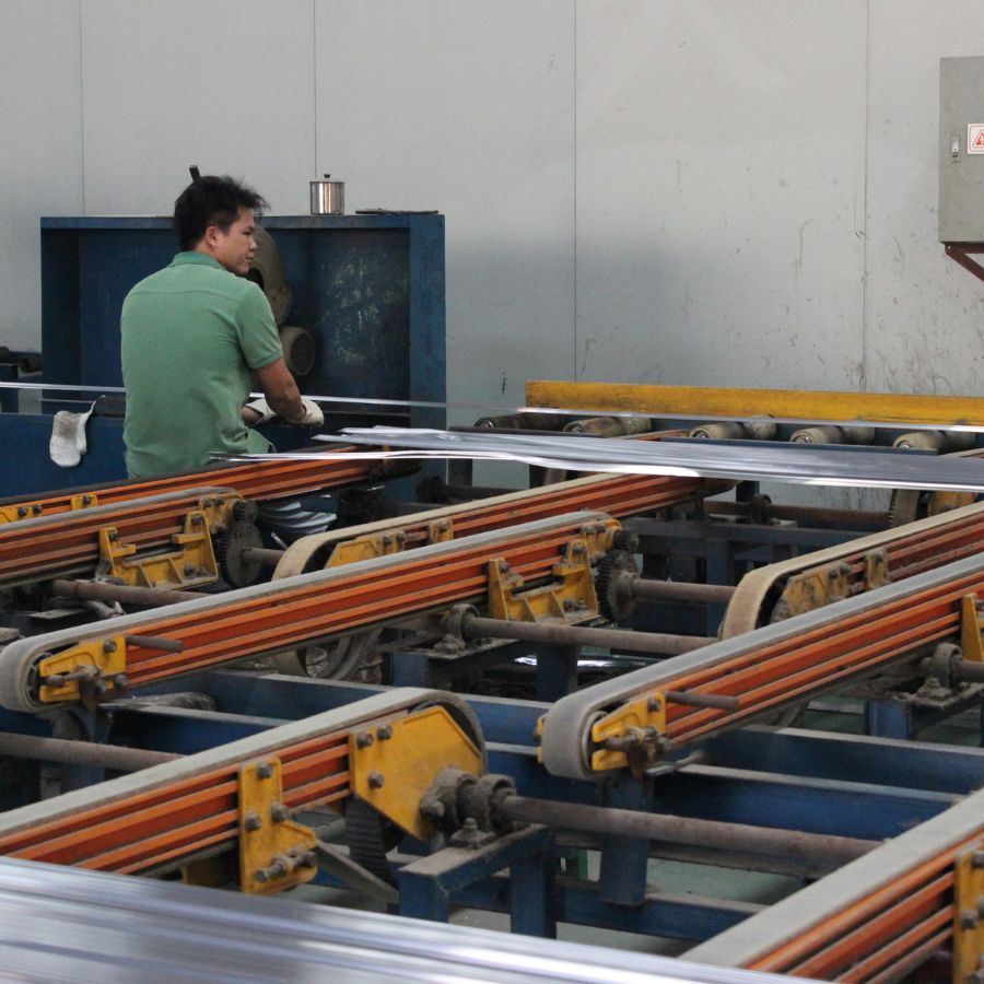 Factory Pictures